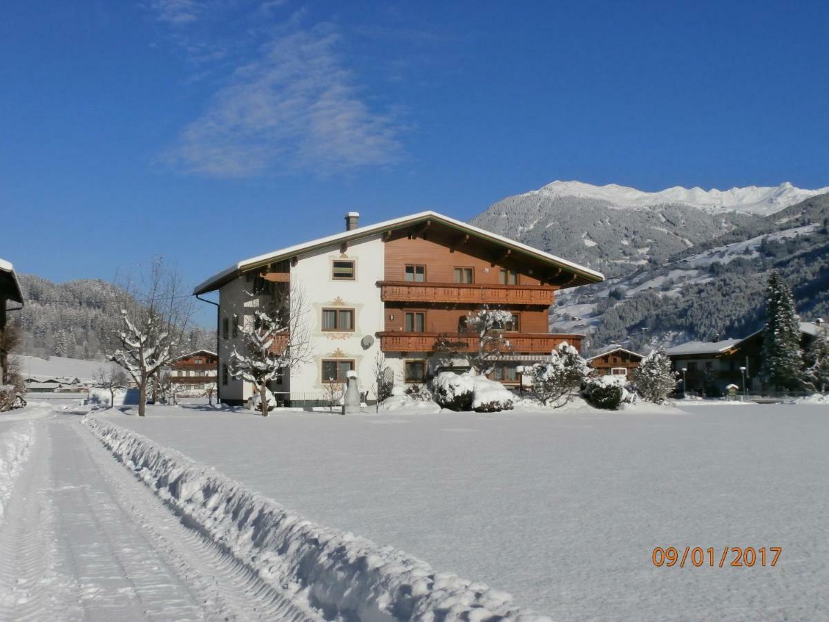 Lippnerhof Apartment Aschau Im Zillertal ภายนอก รูปภาพ